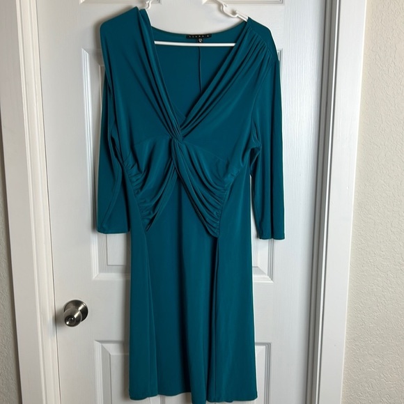 Tiana B Drape Twist Front Stretch Party Wedding Formal Fit Flare Dress Sz.XL - Picture 1 of 4